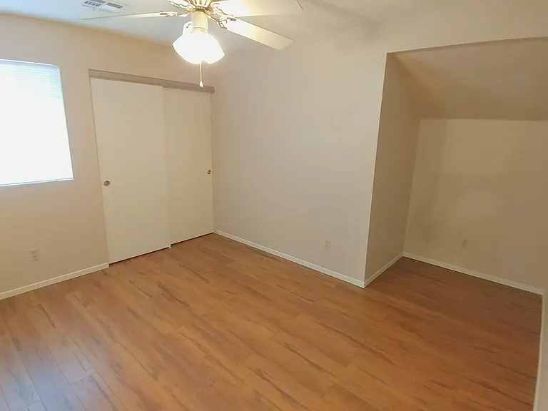 9901 Meandering Creek Ct — Photo 19