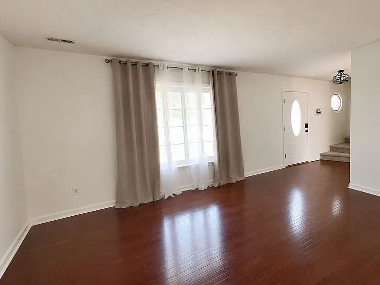 2 Eisele Ct — Photo 11