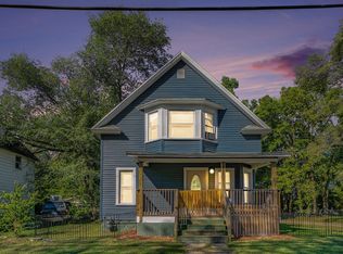 132 Middle St, Three Rivers, MI 49093