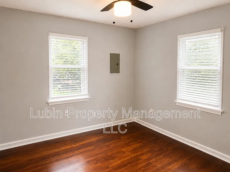 2358 Zanone Ave — Photo 3