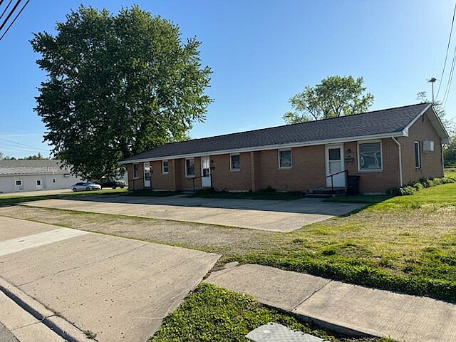 1st image of 707 N Center St #B