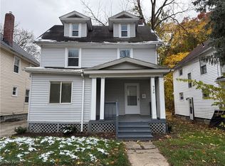 920 Bloomfield Ave, Akron, OH 44302