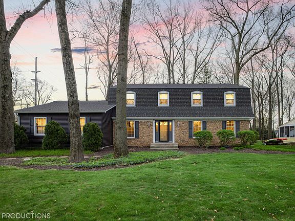 5th image of 3904 Hemlock Dr