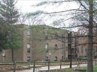5 Silverwood Cir APT 6, Annapolis, MD 21403