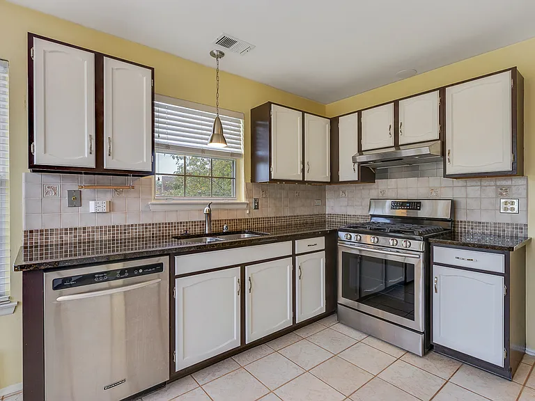 164 White Branch Ct — Photo 8