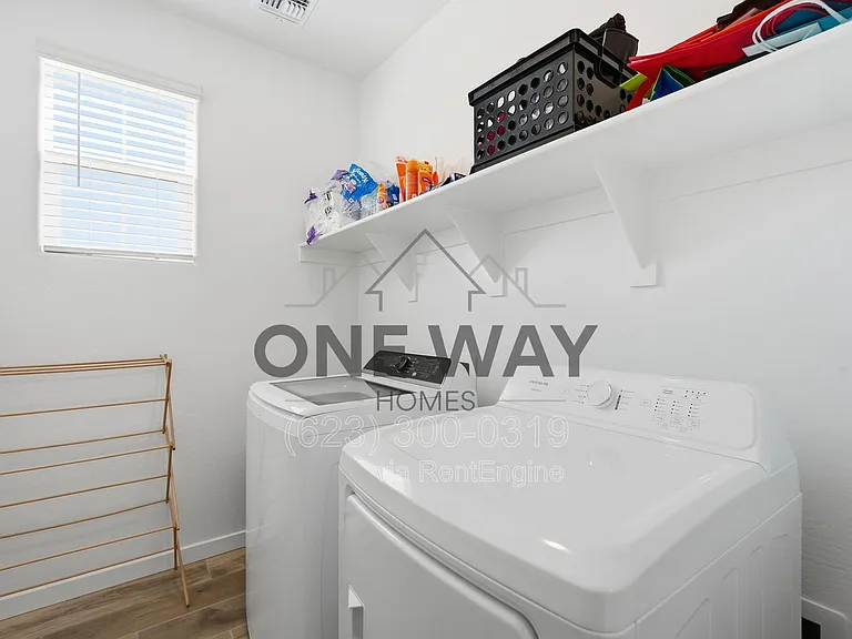 10204 E Ulysses Ave — Photo 10
