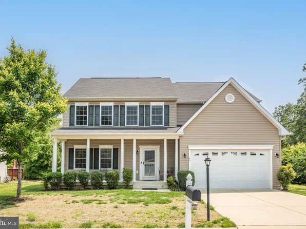 49 Summerfield Ln, Fredericksburg, VA 22405
