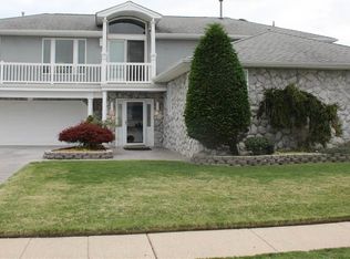 1 Surf Ln, Brigantine, NJ 08203