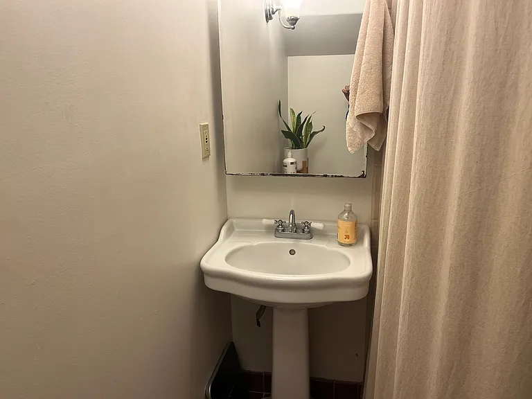 2595 Buena Vista Way #C — Photo 17