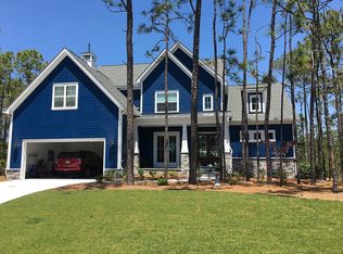 2733 Oak Forest Dr, Southport, NC 28461