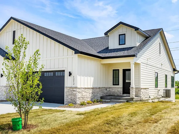 1208 Westview Dr, Huxley, IA 50124