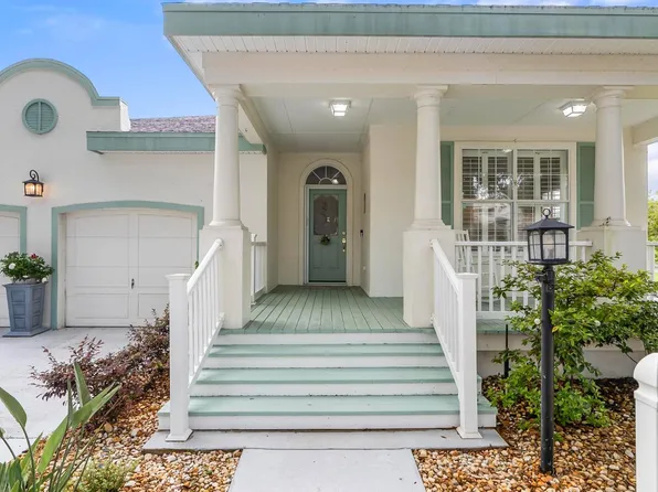 16 Sailfish Dr, Palm Coast, FL 32137