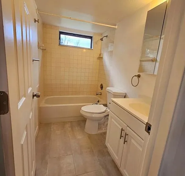 2154 Bradford St #226 — Photo 11