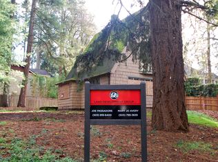 16913 Canal Cir, Lake Oswego, OR