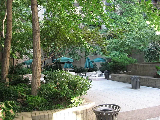 Rented by Newell and Assoc. | media 6