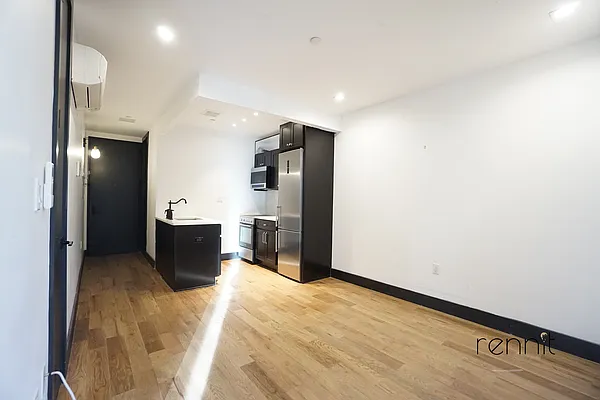 Rented by Rennit Inc. | media 20