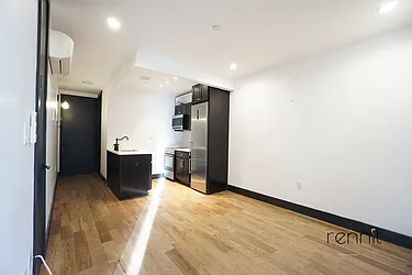 Rented by Rennit Inc.