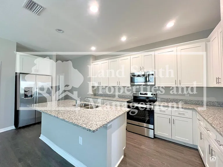 3460 Cup Dr #0 — Photo 6