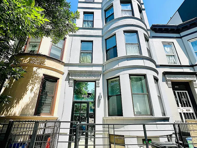 173 Martense St #PENTHOUSE — Photo 23