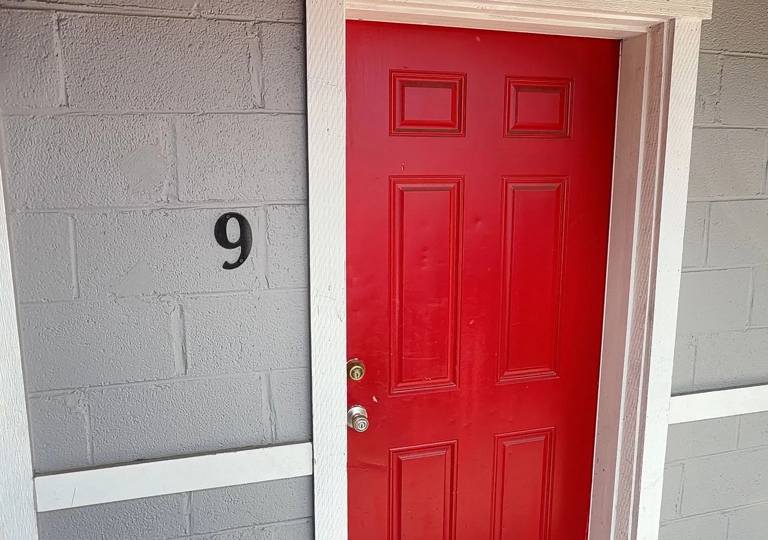 1 Bedroom / 1 Bathroom Apartment in Madras Oregon — Photo 1