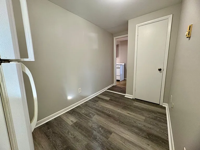 71 Jury St — Photo 9