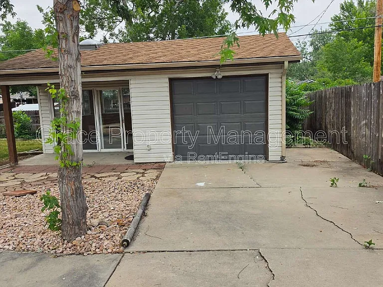 270 Beryl Way — Photo 32