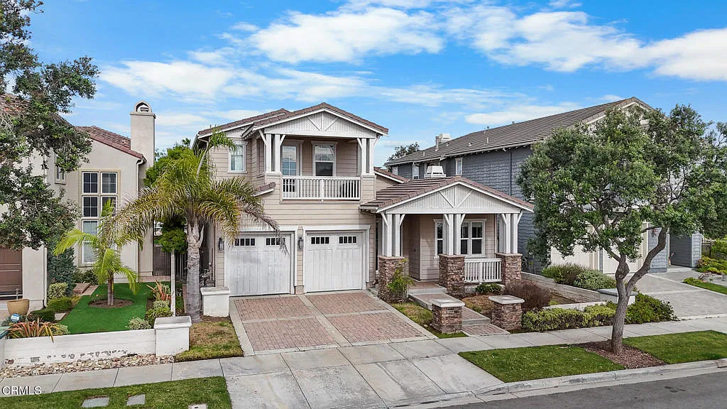 3 bed, 3.5 bath, 3100 sqft, $6,000 — Photo 2