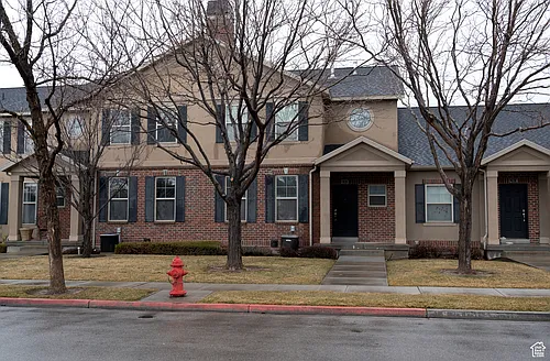 197 E Clubview Ln N Photo 1
