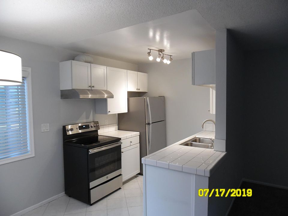 1st image of 1255 Seward St APT 109