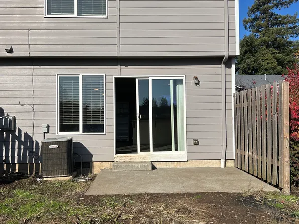 1840 S 7th St, Lebanon, OR 97355