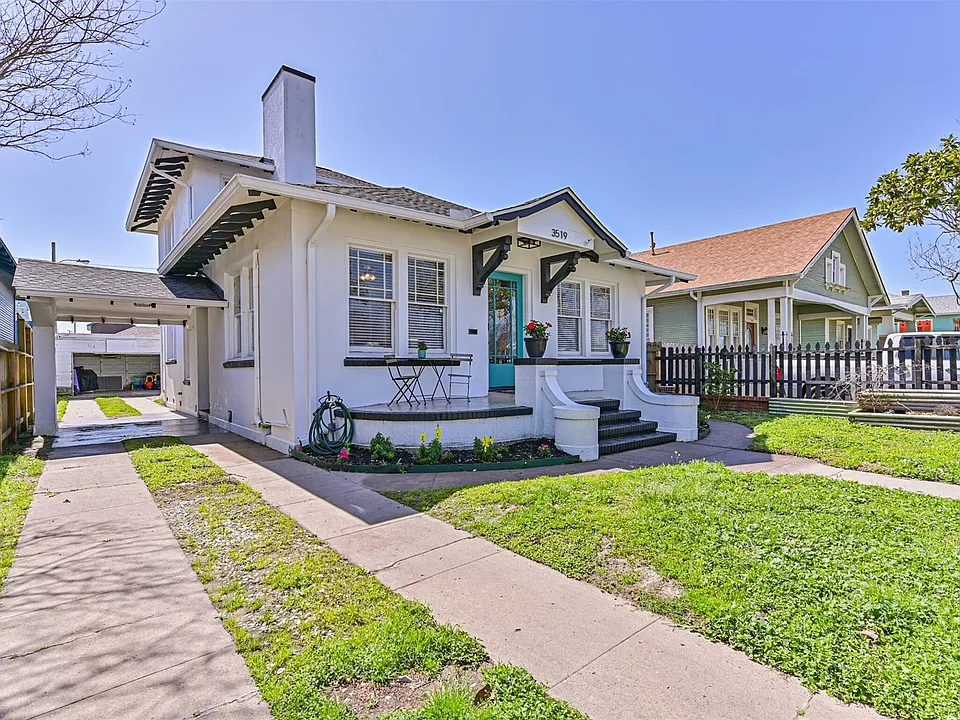 3519 Avenue R 1/2