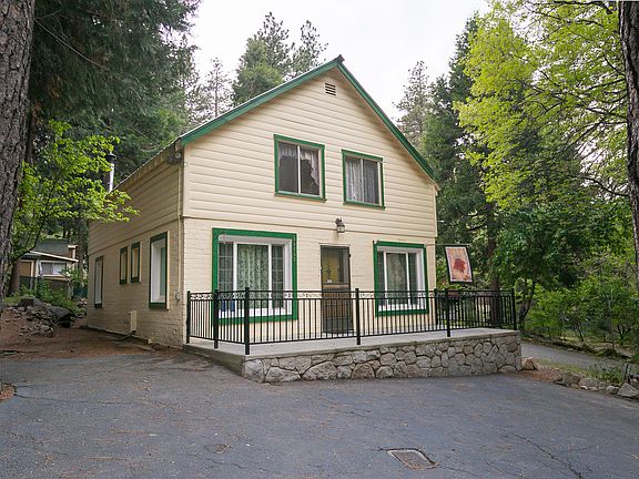 2nd image of 25055 Moon Dr