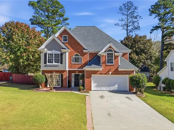 4835 Allison Dr, Sugar Hill, GA 30518