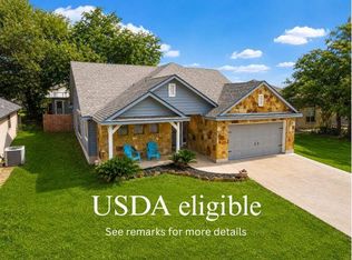 208 Cailin Ct, Burnet, TX 78611