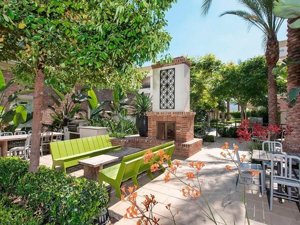 405 S Anaheim Blvd #9