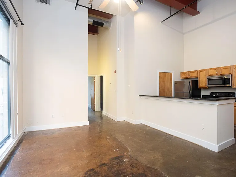Cornish Brewery Apartment Homes — Photo 101