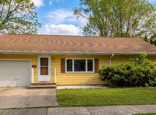 1124 Wisconsin Ct, Appleton, WI 54911