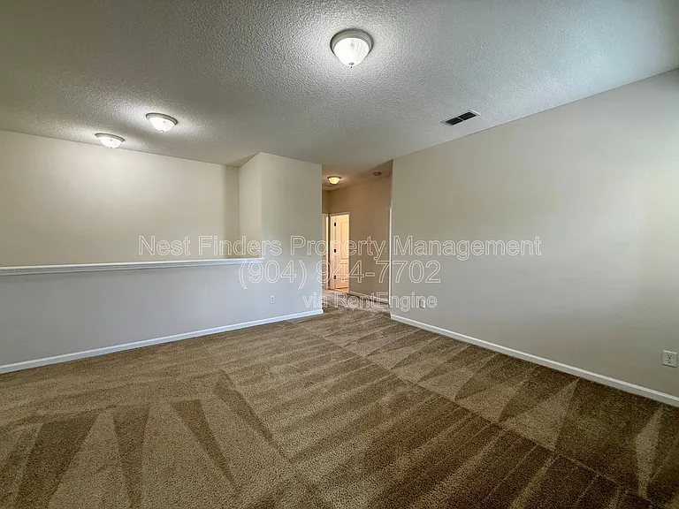 145 Woodfield Ln — Photo 34