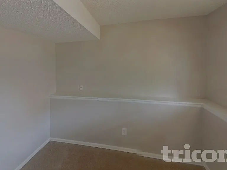 1105 Jet Wing Dr — Photo 6
