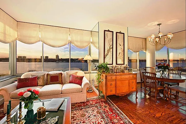 Sold by Corcoran | media 1