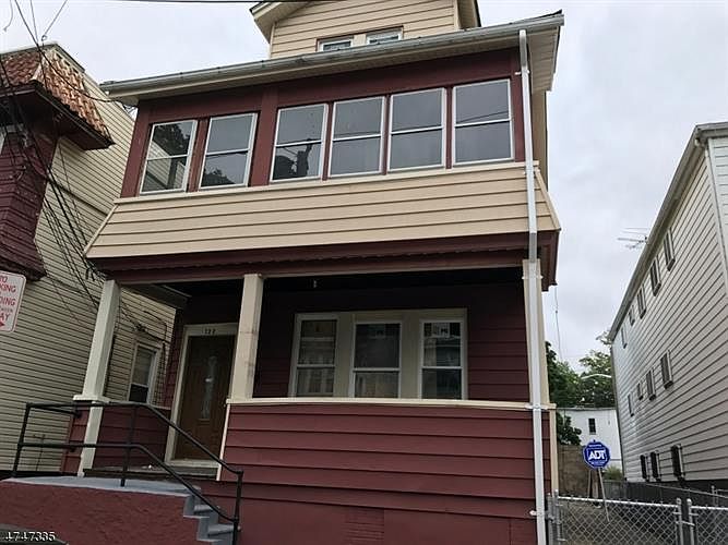 1st image of 122 Brookdale Ave