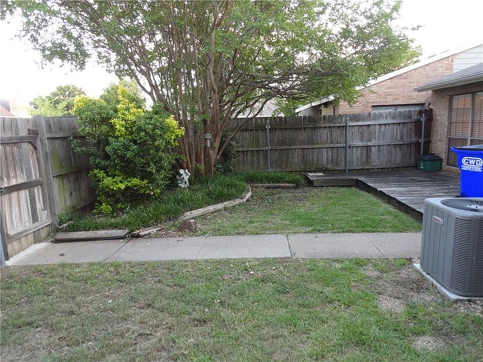 1st image of 2110 Cottage Oak Ln