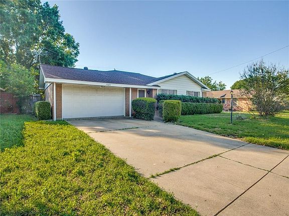 3rd image of 5825 Sandra Dr