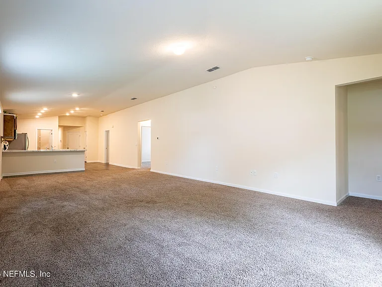 2446 Oak Stream Dr — Photo 17