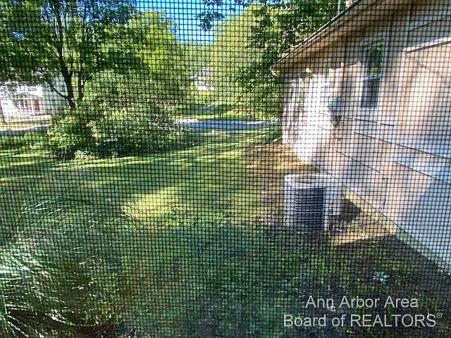611 Robin Rd — Photo 29