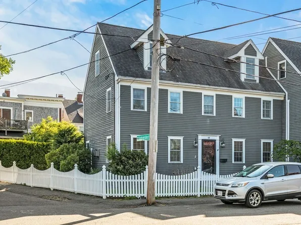 48 Liberty St #F, Newburyport, MA 01950