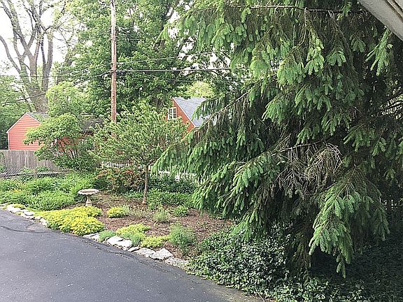 5th image of 5813 Crestview Ave