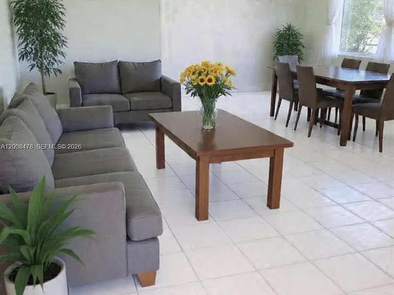 9400 SW 103rd Ave — Photo 10
