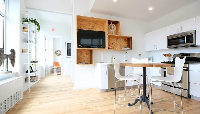 Rented by Triumph Property Group | media 20