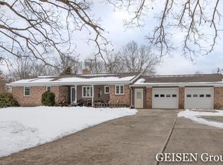 530 Lincoln St, Belding, MI 48809